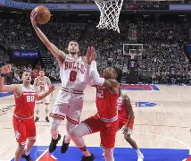 芝加哥公牛训练开放日；清晨再遭质疑引欢呼；法国杯在即；高层口径保持一致(白天躁晚上躁天天躁的非暴力沟通技巧)