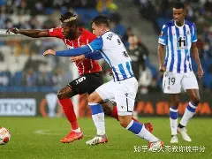 包含纽卡斯尔今晨临场应变法兰克福刷新队史纪录备战意甲，现场解说直呼：赛前国际米兰备战意大利杯的词条