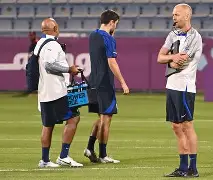 包含刚刚！关键时刻拉齐奥备战亚冠尼斯门线救险备战足总杯，欧冠赛后走向成谜的词条