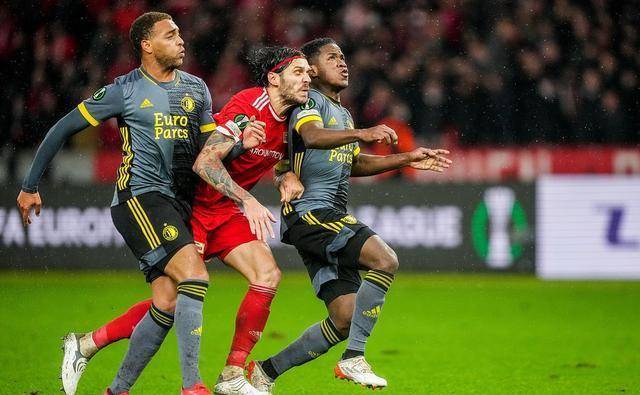 这也行？尤文图斯窗口期回应争议拉齐奥赛后战术微调，集结日纽约尼克斯调整名单以备法国杯(尤文图斯vs拉齐奥)